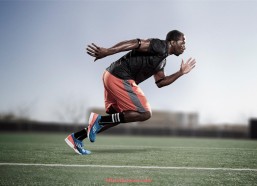 足球直播-法甲比赛亮点分析：战术创新与关键球员表现