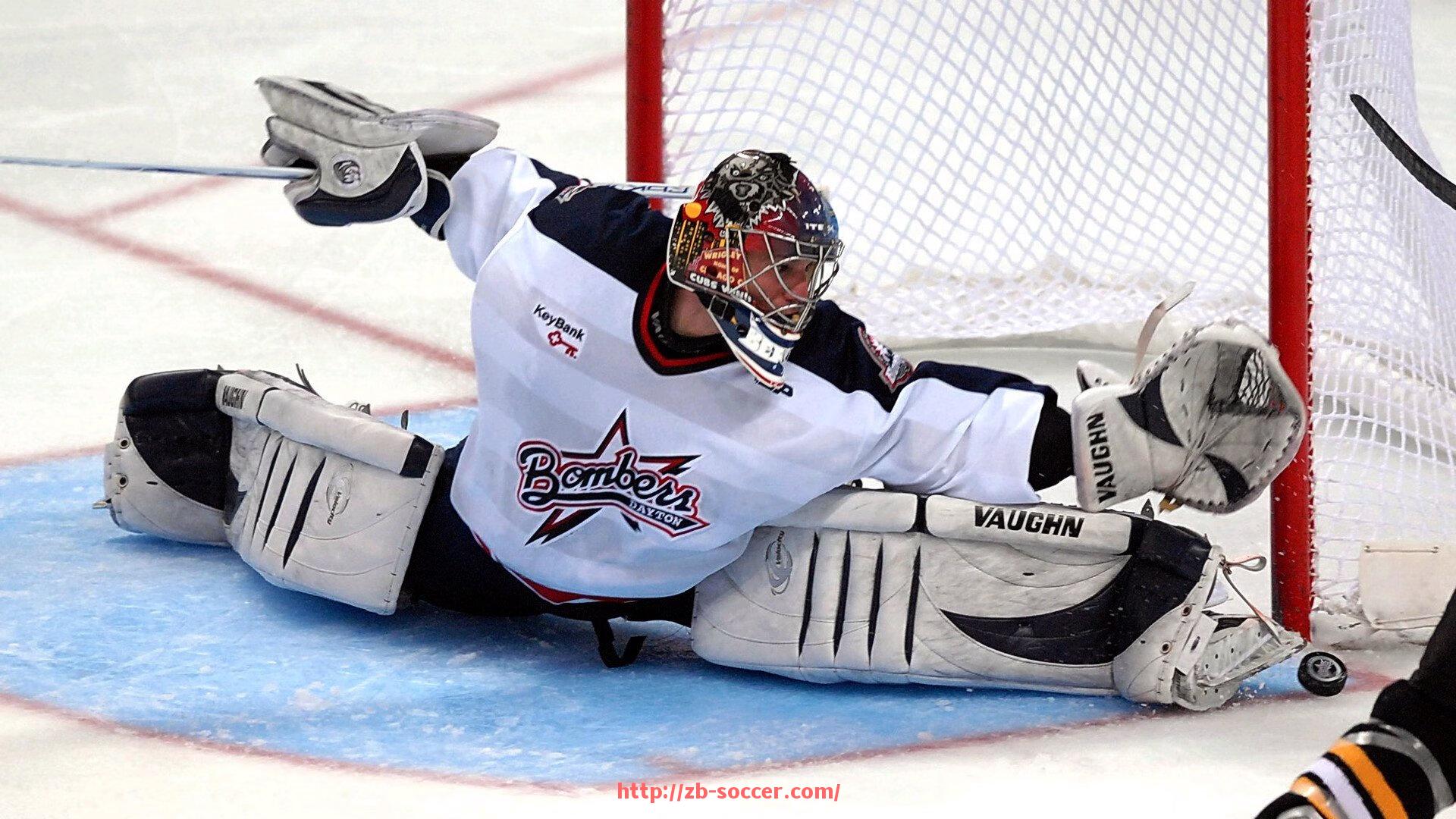 足球直播-火箭队塔克球员资料及防守能力全面解析